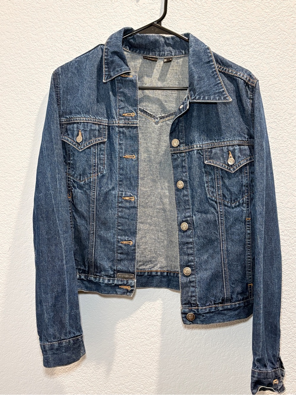 Classic Women's Denim Jacket - Blue